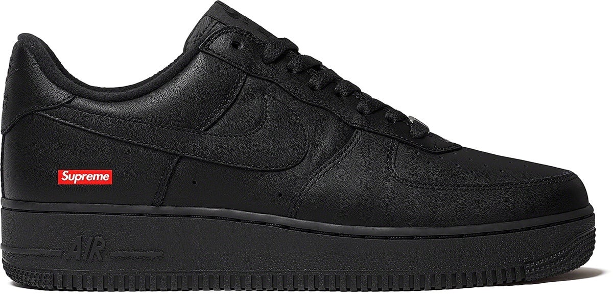 Supreme®/Nike® Air Force 1 Low SS22 view 2
